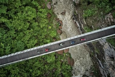 Auf ins Unbekannte! Mit dem Gravelbike sind Sie für alles gerüstet (Bild: Vaude, J. Zumpfe)